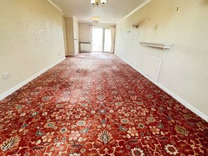 Lounge- click for photo gallery